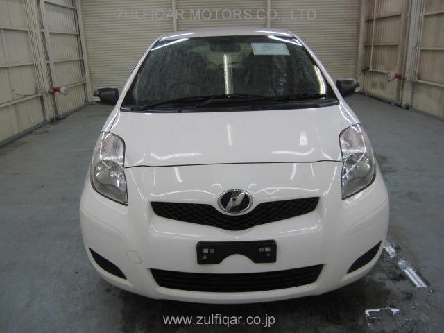 TOYOTA VITZ 2009 Image 4