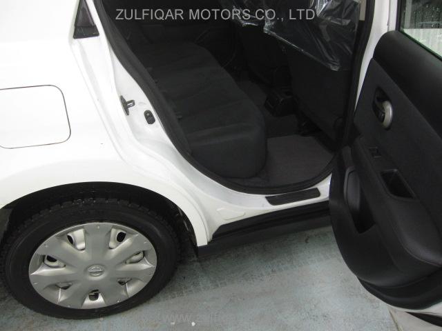 NISSAN TIIDA LATIO 2009 Image 11