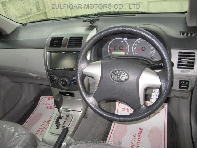 TOYOTA COROLLA AXIO 2011 Image 2