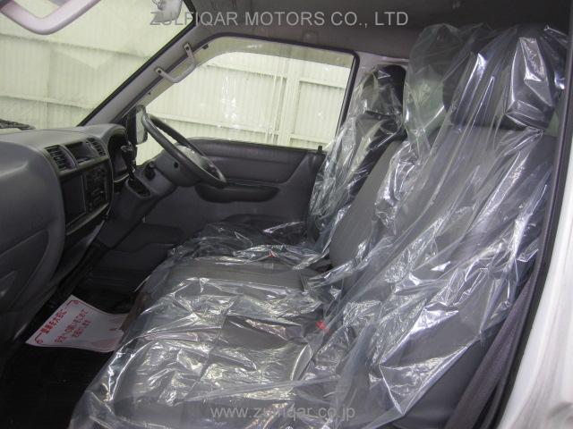 NISSAN VANETTE 2009 Image 8