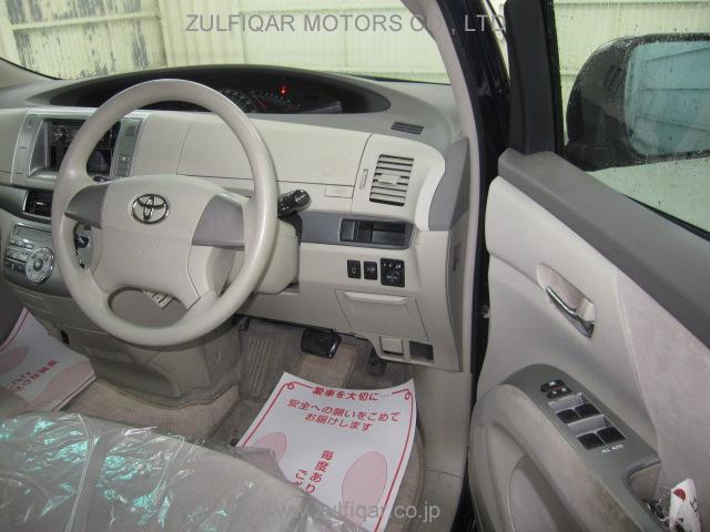 TOYOTA ESTIMA 2009 Image 8