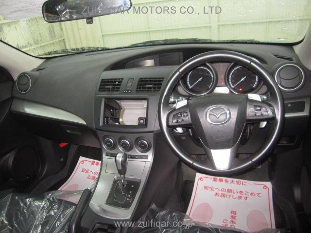 MAZDA AXELA SPORTS S/W 2009 Image 2