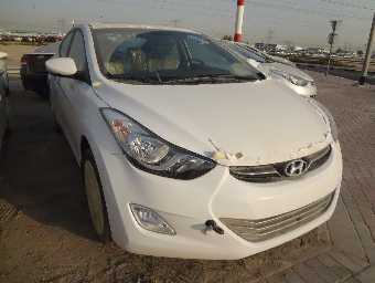 HYUNDAI ELANTRA 2014 Image 3