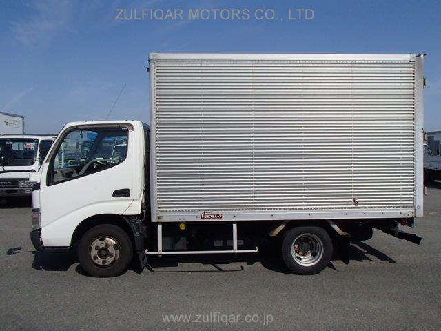 TOYOTA DYNA 2004 Image 6