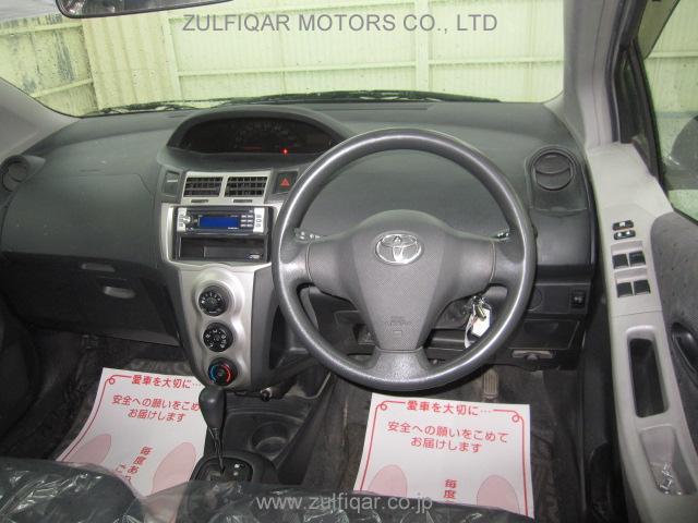 TOYOTA VITZ 2009 Image 2