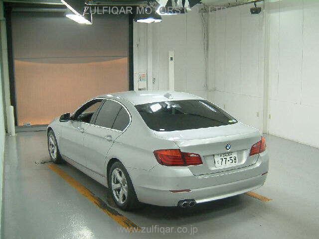 BMW 5-SERIES 2011 Image 2