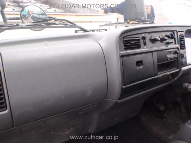 MITSUBISHI CANTER TRUCK 2001 Image 11