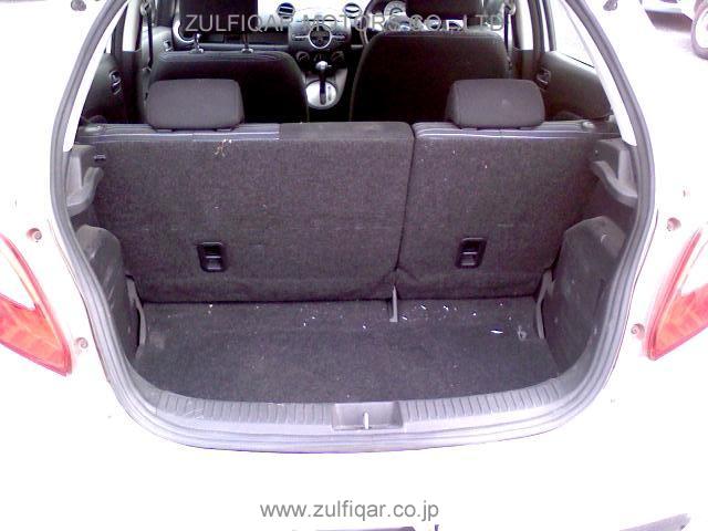 MAZDA DEMIO 2009 Image 11