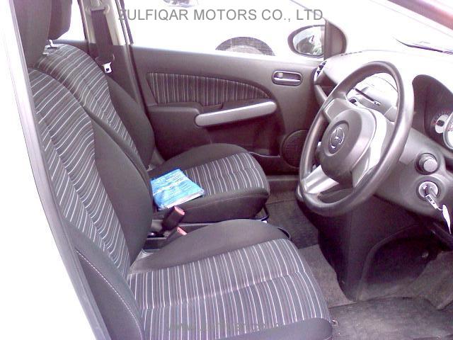 MAZDA DEMIO 2009 Image 6