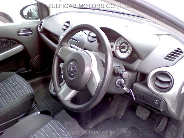 MAZDA DEMIO 2009 Image 7