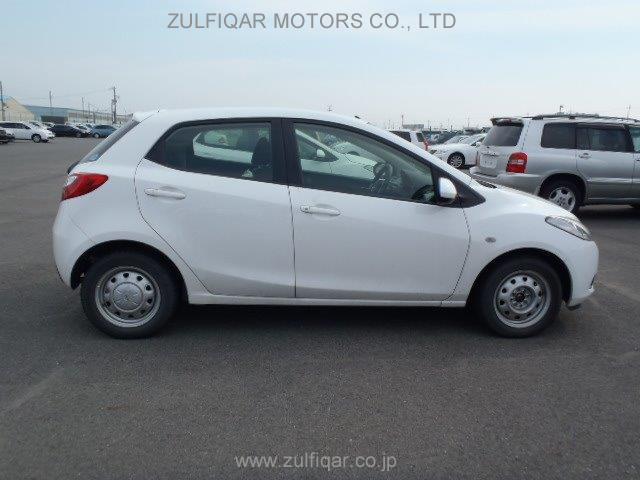 MAZDA DEMIO 2009 Image 5