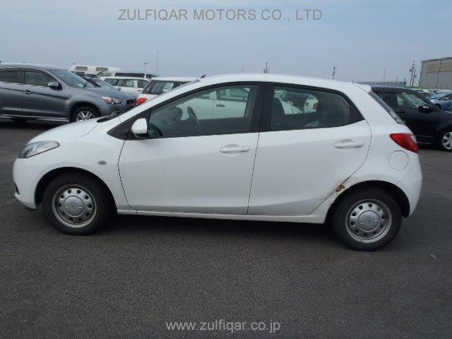 MAZDA DEMIO 2009 Image 6