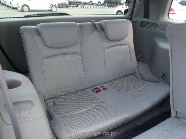 TOYOTA KLUGER 2005 Image 9