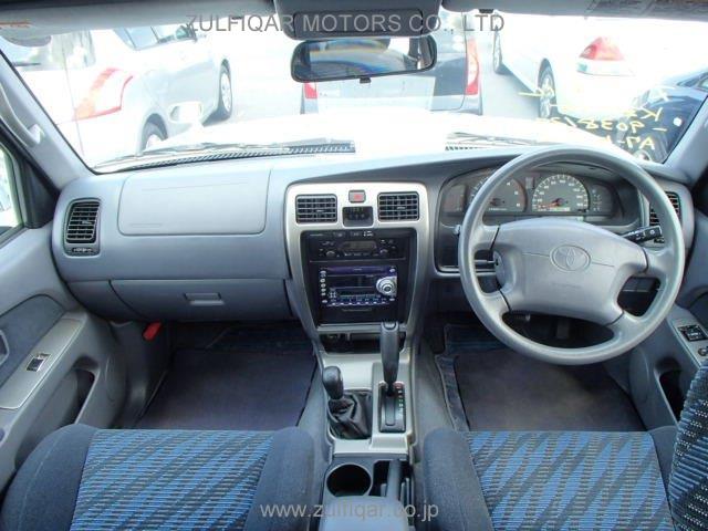 TOYOTA HILUX SURF 2000 Image 7