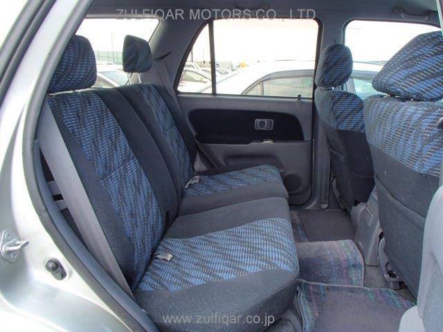 TOYOTA HILUX SURF 2000 Image 9