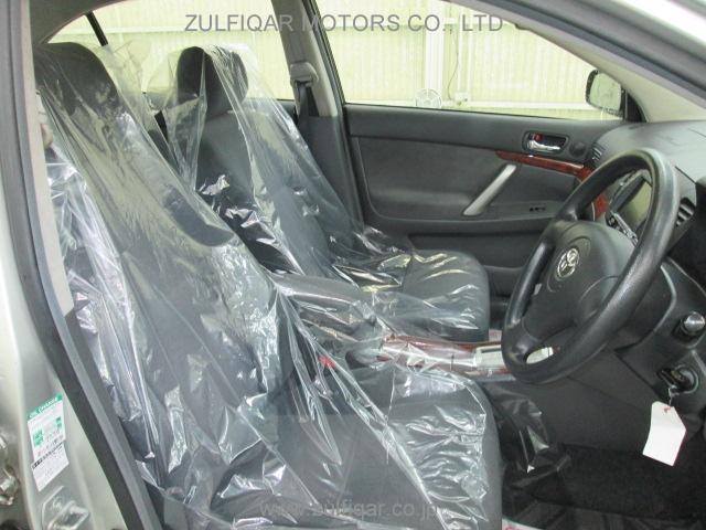 TOYOTA PREMIO 2002 Image 7