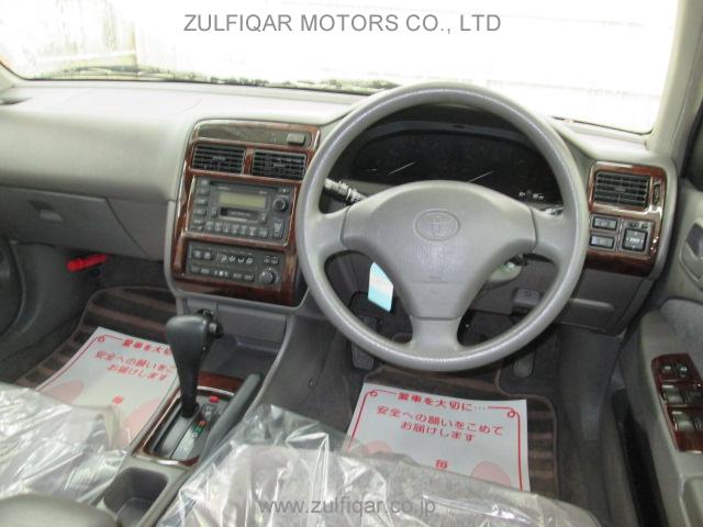 TOYOTA CORONA PREMIO 2001 Image 2