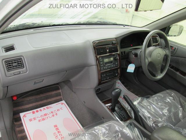 TOYOTA CORONA PREMIO 2001 Image 12