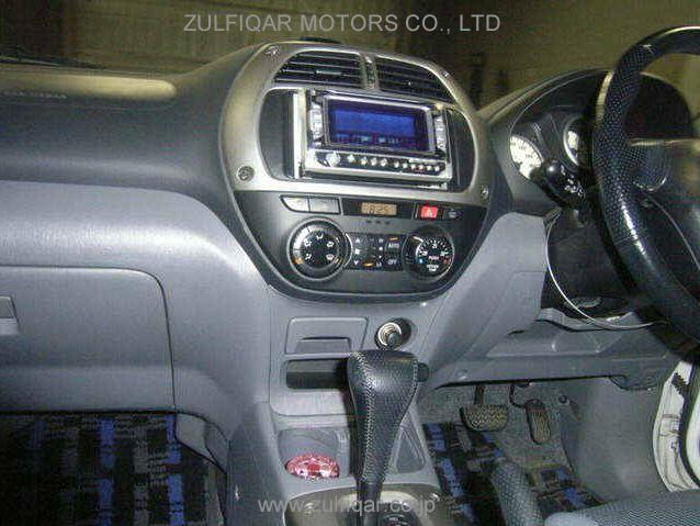 TOYOTA RAV-4 2001 Image 3