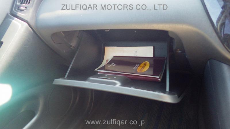 TOYOTA KLUGER 2001 Image 10