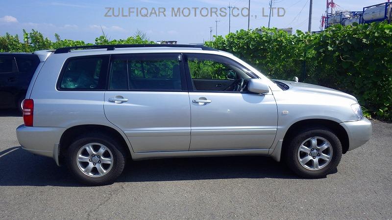 TOYOTA KLUGER 2001 Image 9