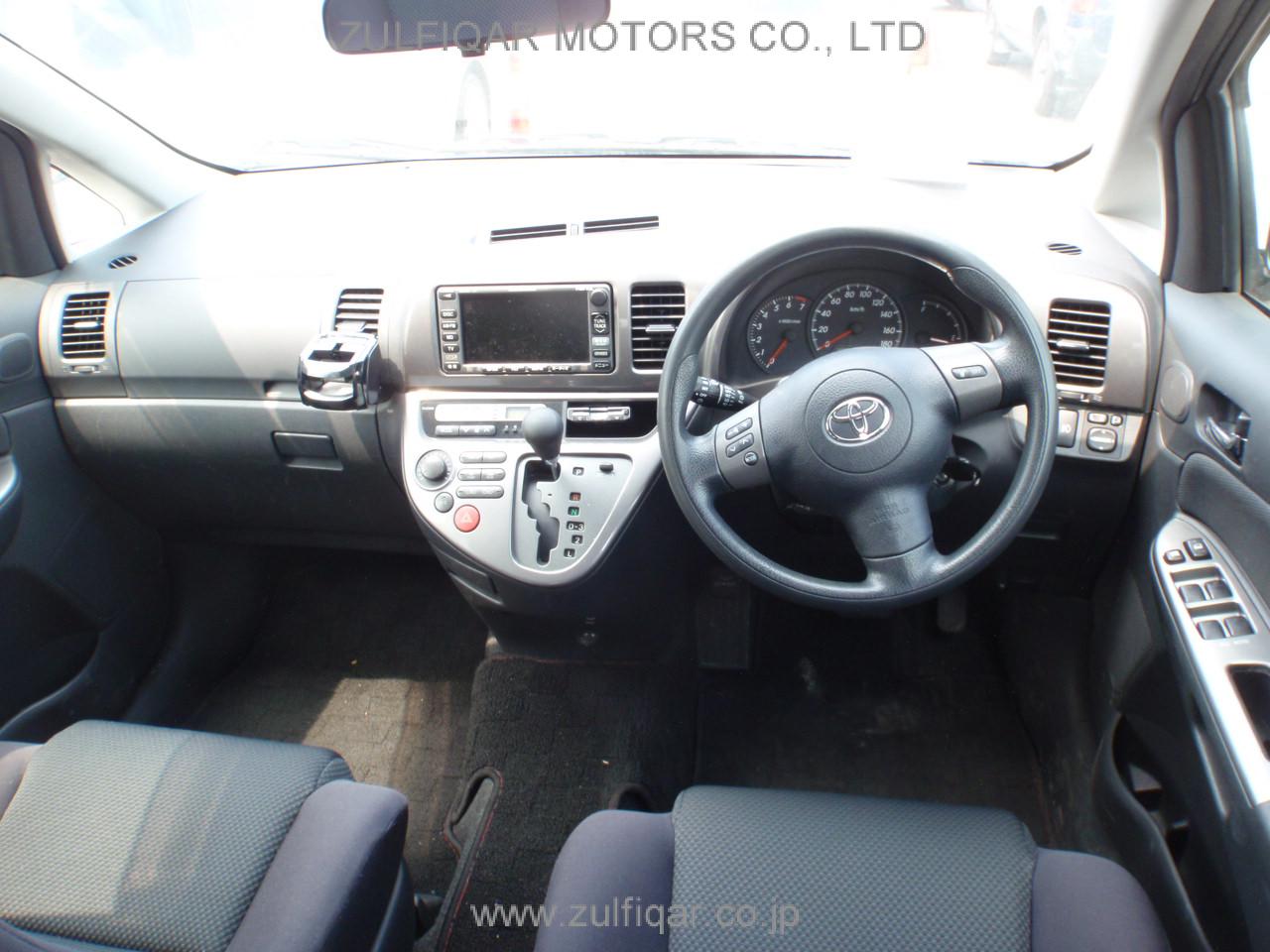 TOYOTA WISH 2003 Image 6