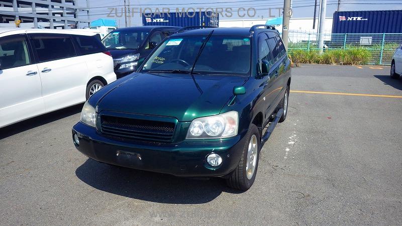 TOYOTA KLUGER 2001 Image 4