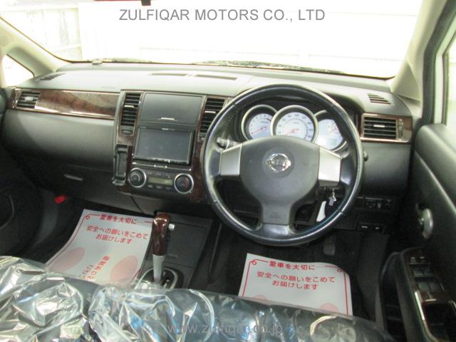 NISSAN TIIDA 2008 Image 2