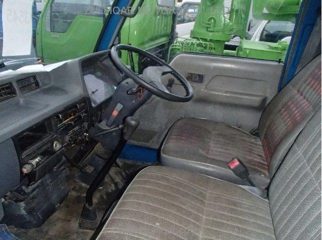 MITSUBISHI CANTER DUMP TRUCK 1989 Image 2