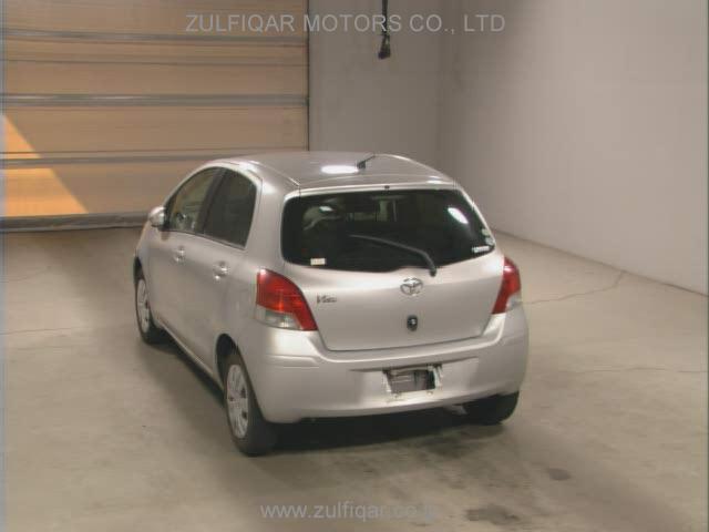 TOYOTA VITZ 2009 Image 2