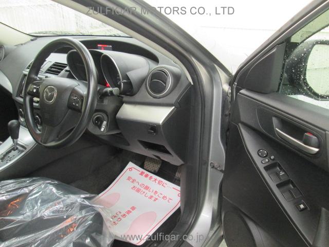 MAZDA AXELA SPORTS S/W 2009 Image 8