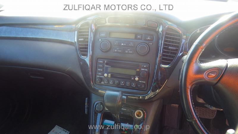 TOYOTA KLUGER 2003 Image 11