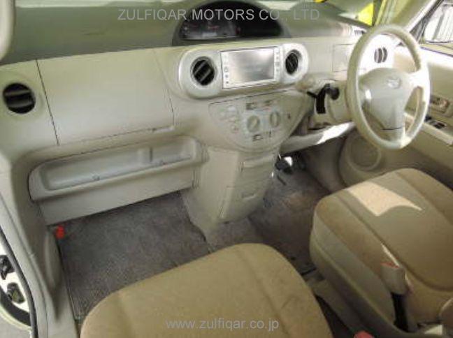 TOYOTA PORTE 2009 Image 3