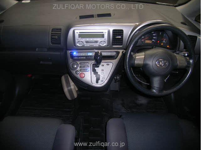 TOYOTA WISH 2003 Image 4