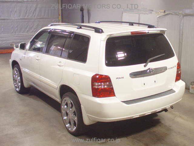 TOYOTA KLUGER 2001 Image 2