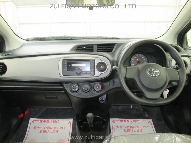 TOYOTA VITZ 2012 Image 2