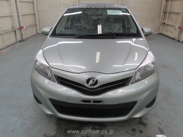 TOYOTA VITZ 2012 Image 4