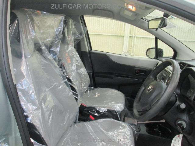 TOYOTA VITZ 2012 Image 7