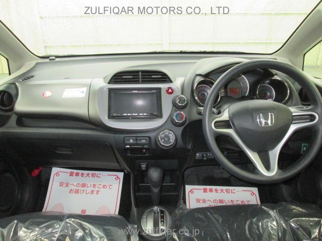 HONDA FIT 2012 Image 2