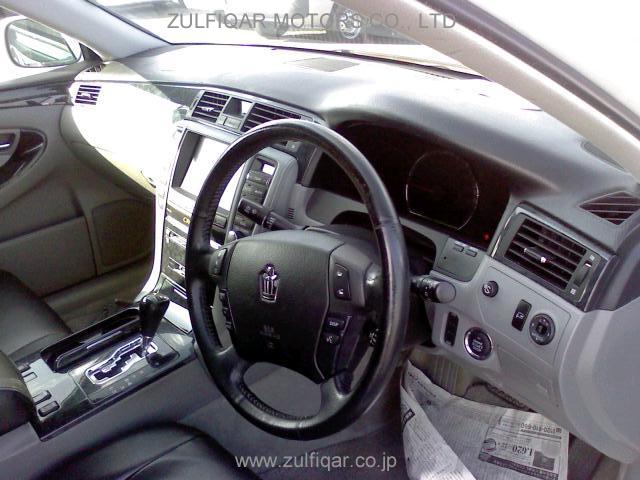 TOYOTA CROWN 2003 Image 10