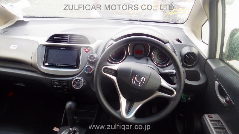 HONDA FIT 2012 Image 8