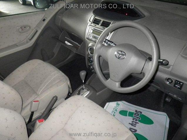 TOYOTA VITZ 2009 Image 3