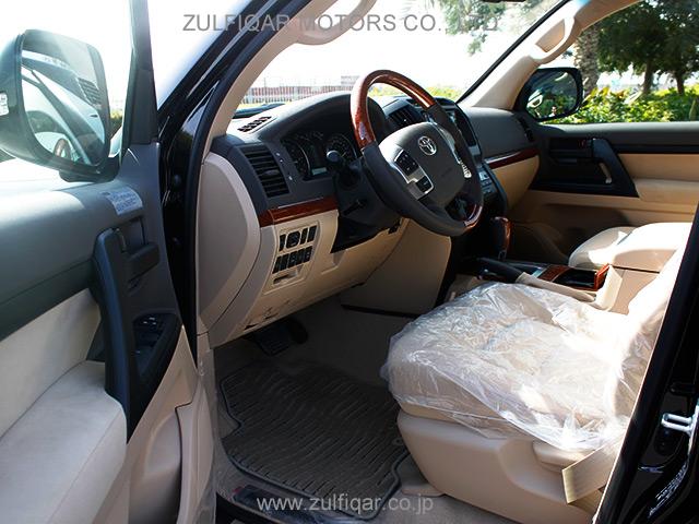 TOYOTA LAND CRUISER 2015 Image 4