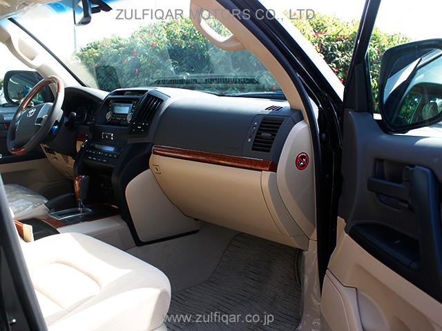 TOYOTA LAND CRUISER 2015 Image 5