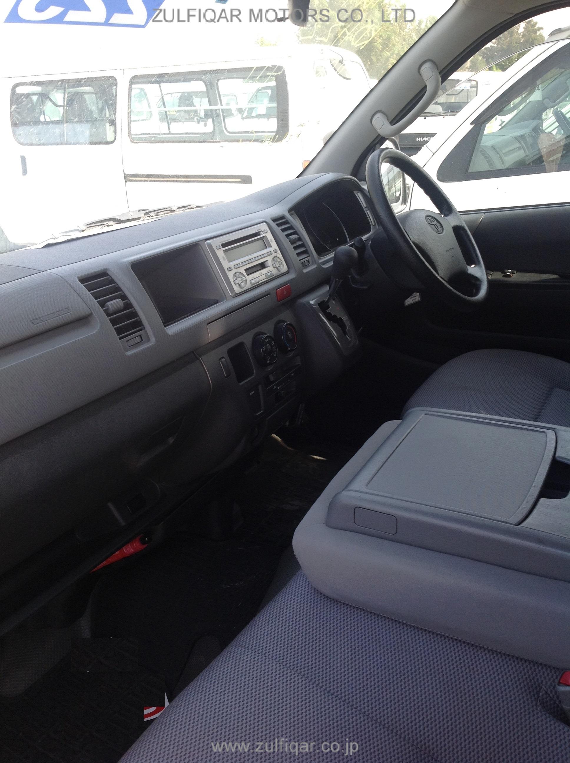 TOYOTA HIACE 2005 Image 5