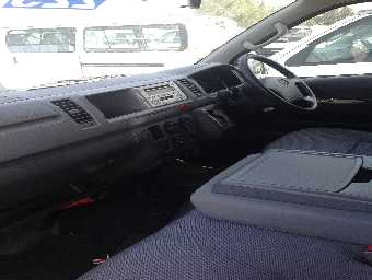 TOYOTA HIACE 2005 Image 5