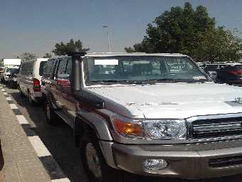 TOYOTA LAND CRUISER 2015 Image 2