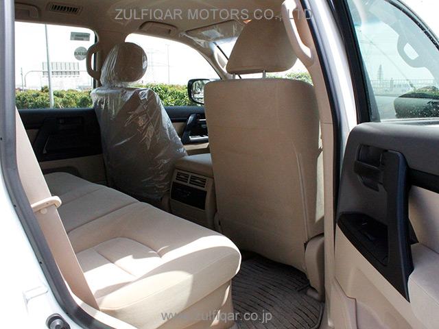 TOYOTA LAND CRUISER 2015 Image 8