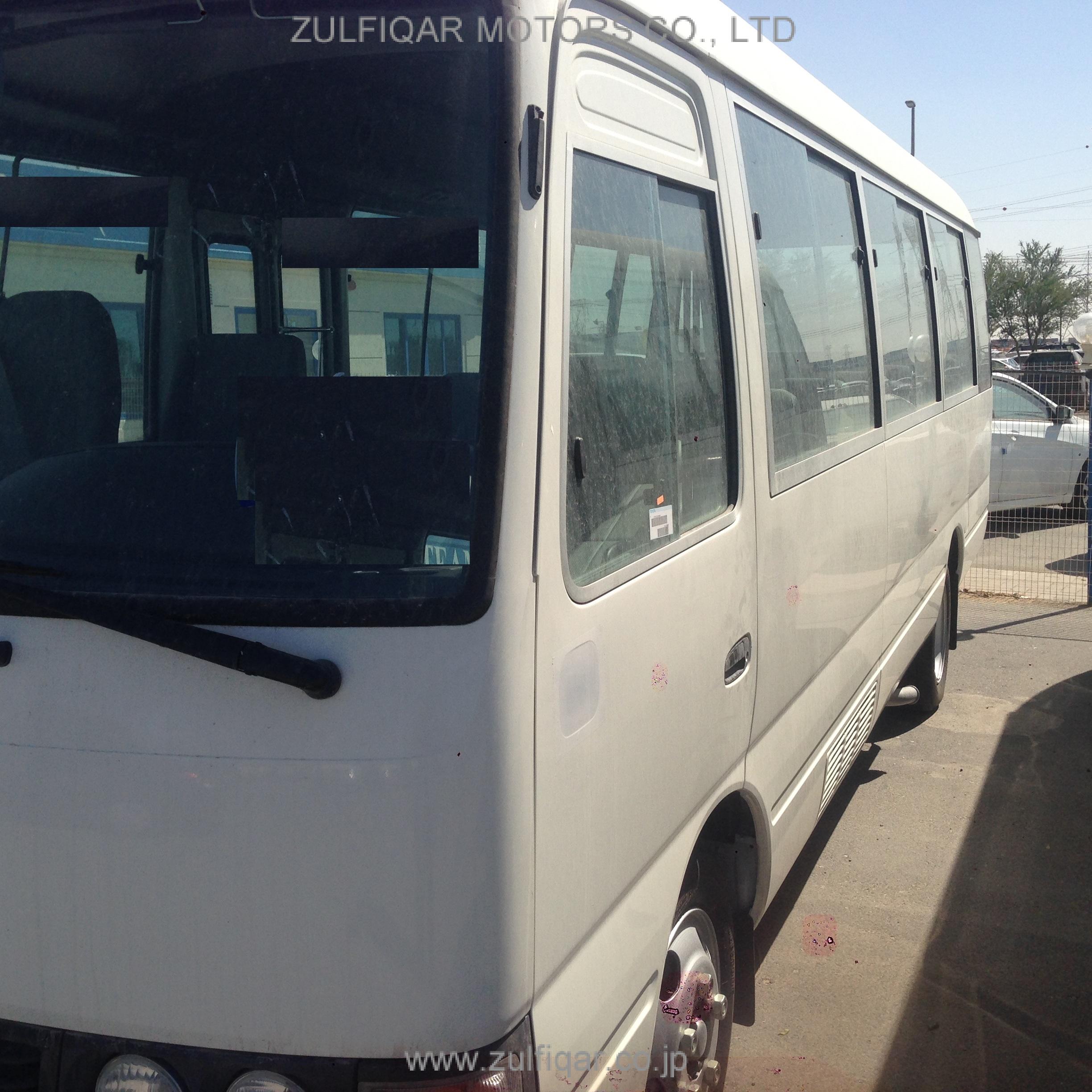 TOYOTA COASTER 2015 Image 3