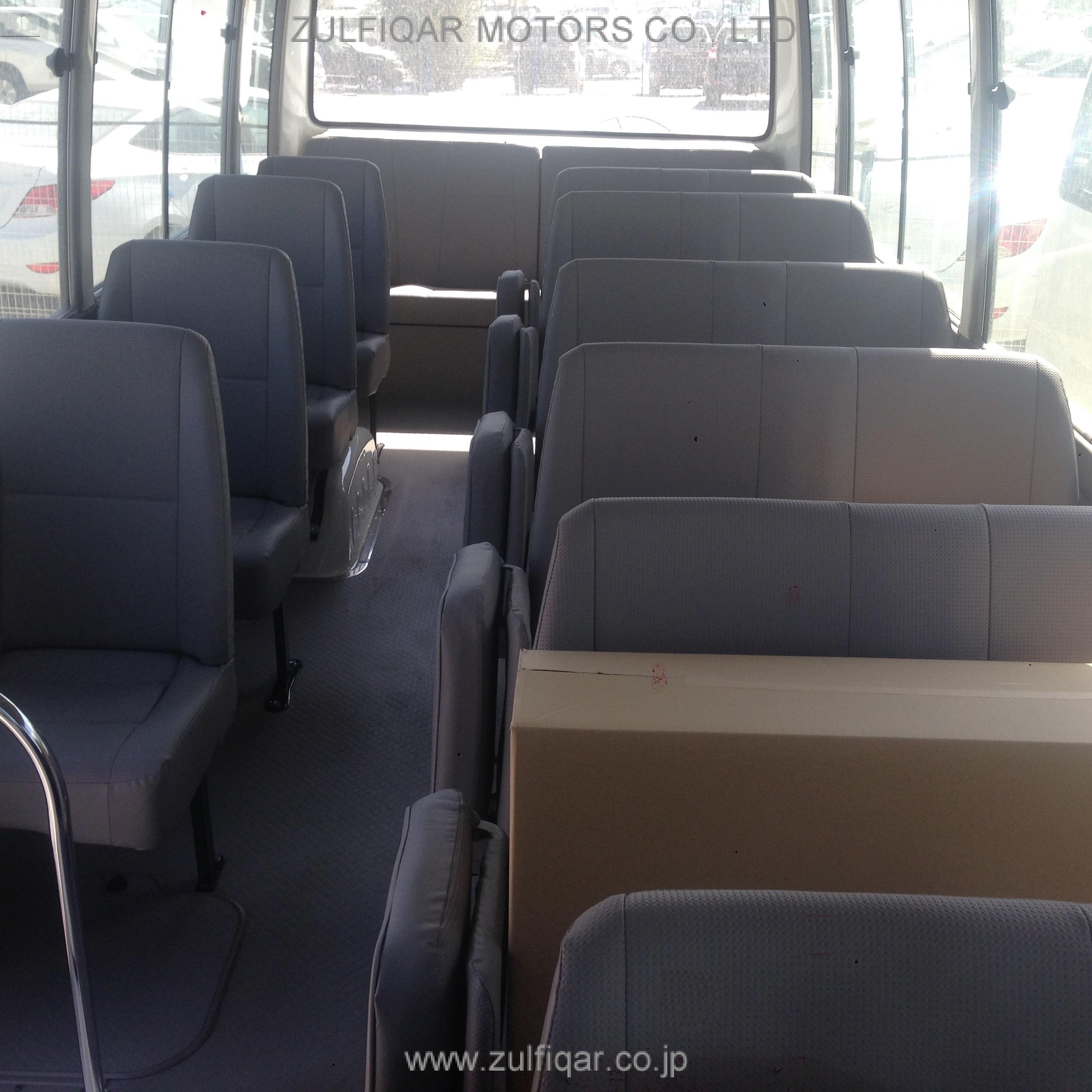 TOYOTA COASTER 2015 Image 6